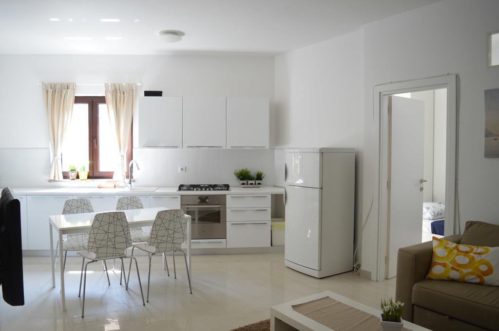 Apartments Villa Alba Porec Exterior photo