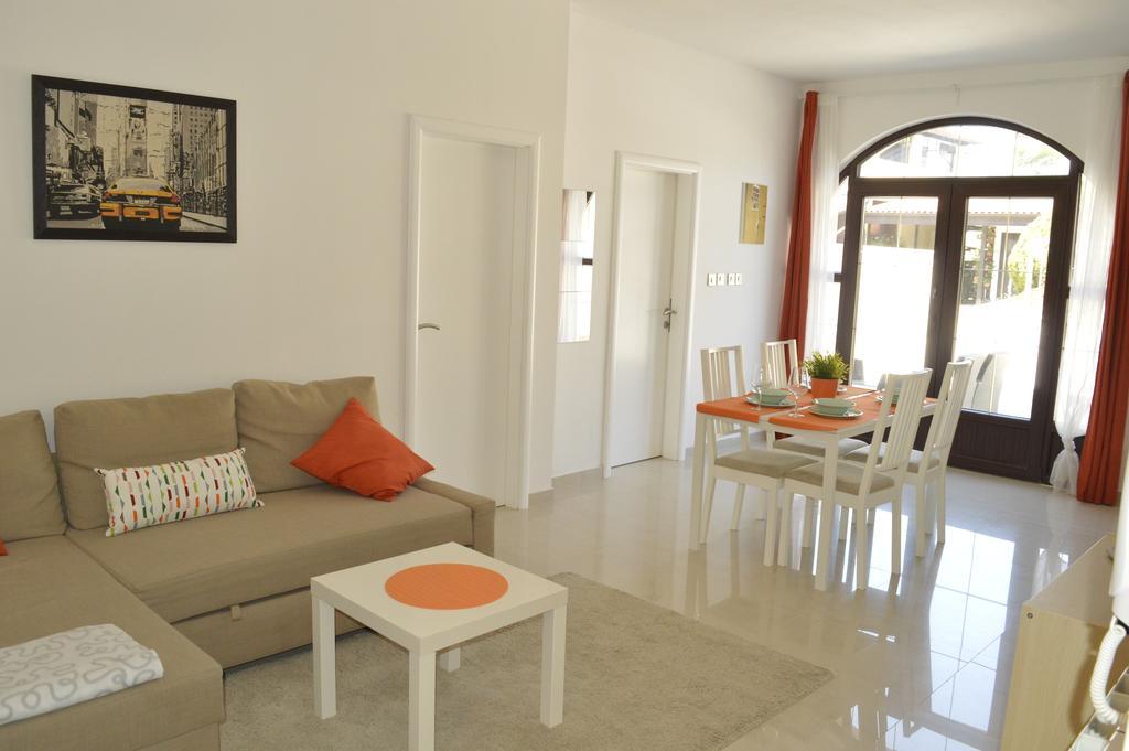 Apartments Villa Alba Porec Exterior photo